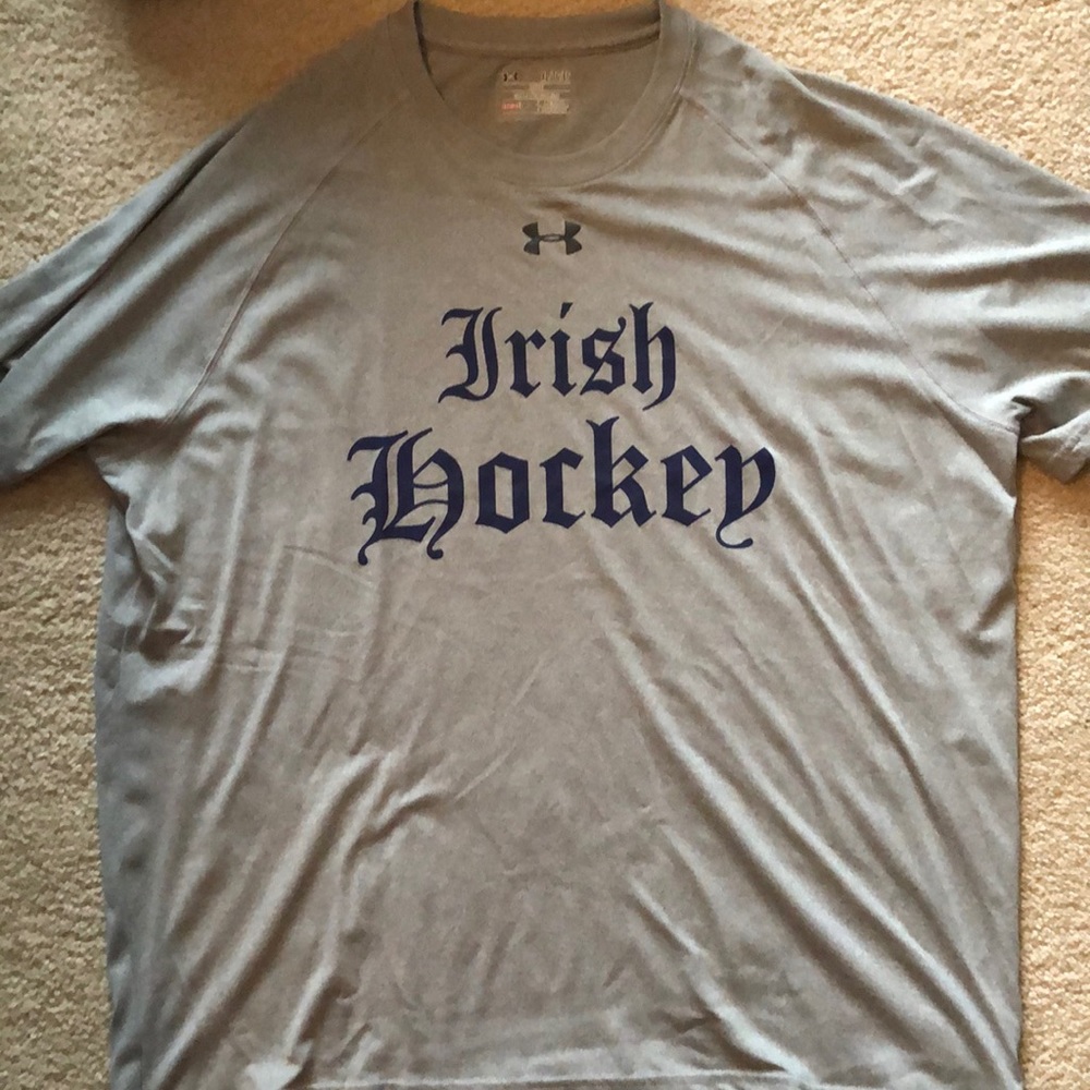 Men’s Notre Dame hockey dryfit tshirt. Never worn